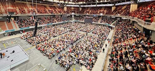 Testigos de Jehová realizaron su convención anual en el Aconcagua Arena de Mendoza